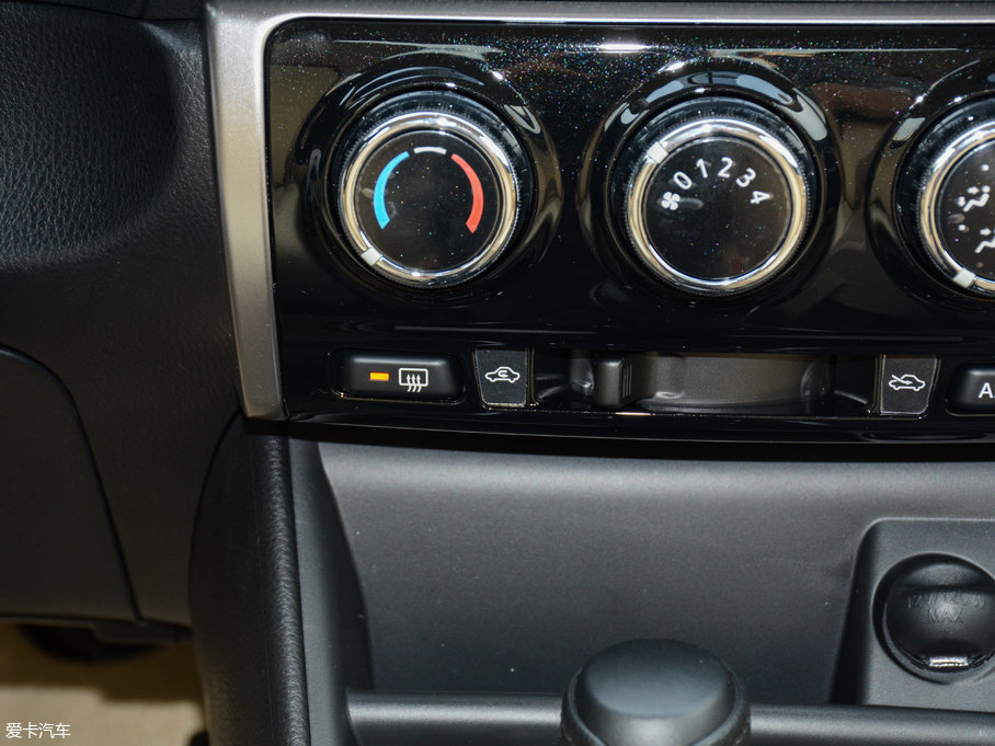 2017YARiS L  1.5G CVTńӰ