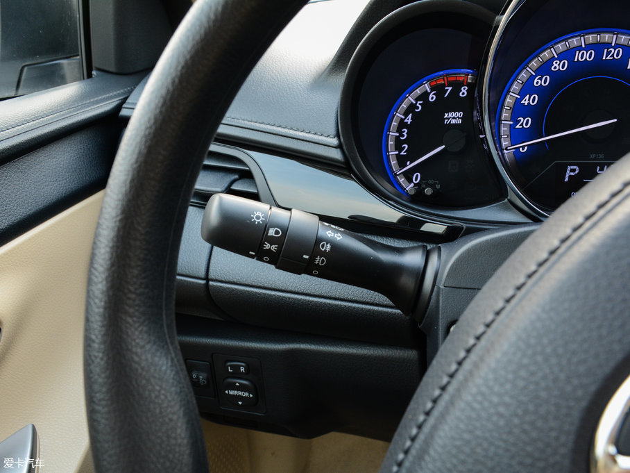 2017YARiS L  1.5G CVTńӰ