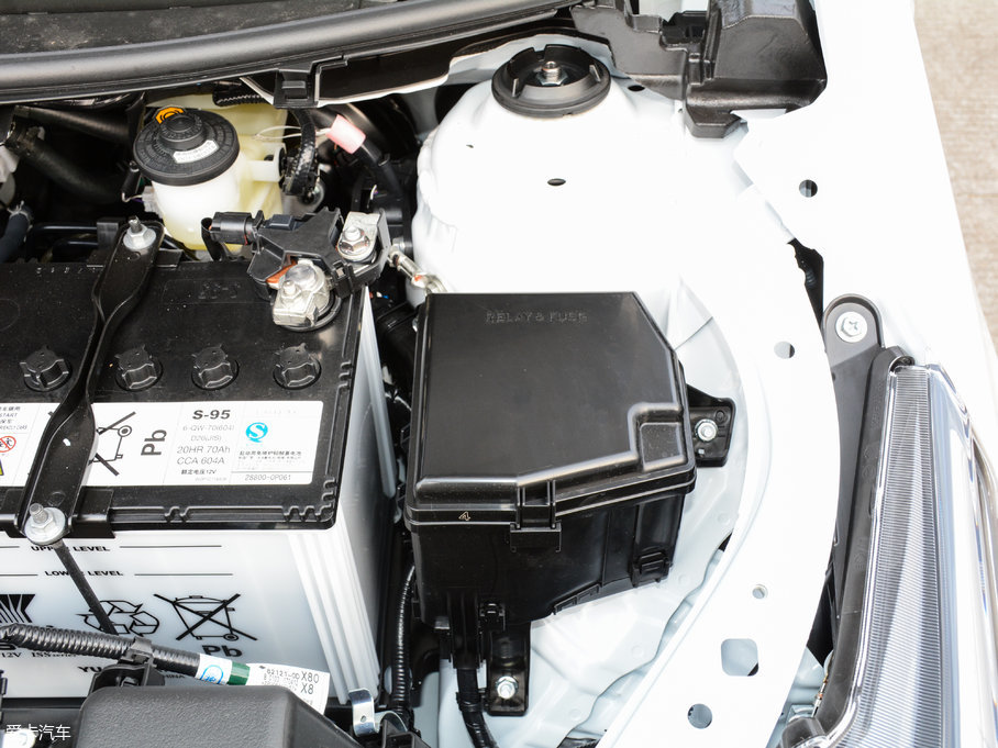 2017YARiS L  1.5G CVTńӰ