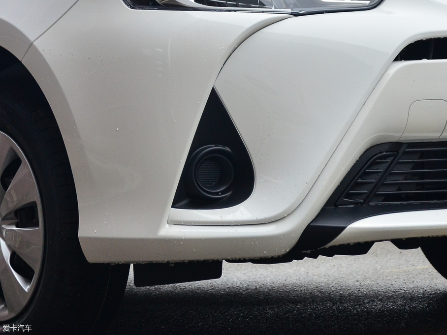 2017YARiS L  1.3E CVTȄ(dng)