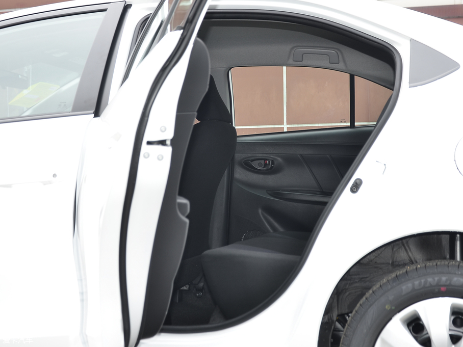 2017YARiS L  1.3E CVTȄ(dng)