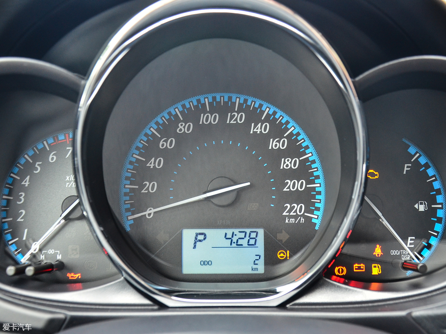 2017YARiS L  1.3E CVTȄӰ