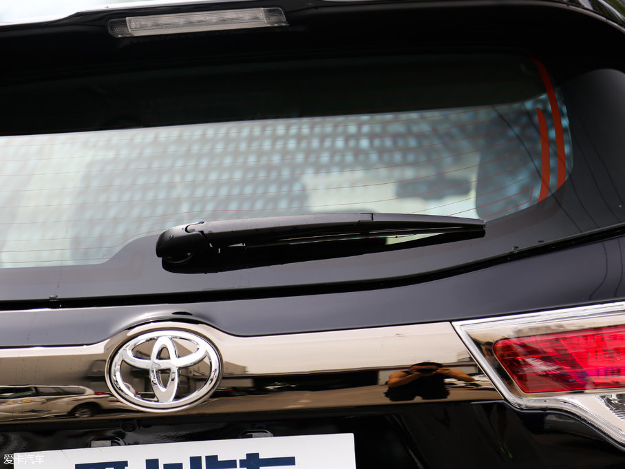 2017hm_(d) 2.0T (q)ź