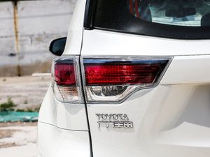 20172.0T (q)A (x)(ji)^