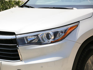 20172.0T (q)A (x)(ji)^