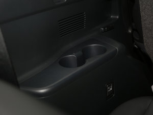 2017款2.0T 七座四驱炫黑限量版 空间座椅