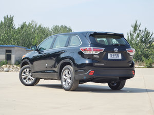 2017款2.0T 七座四驱精英版 左后45度