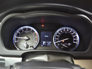 2017款2.0T 七座四驱精英版 仪表