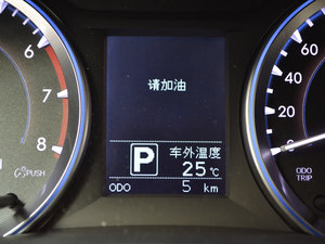 2017款2.0T 七座四驱精英版 中控区