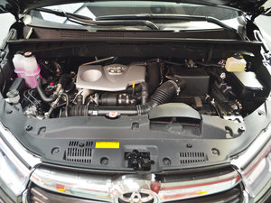 2017款2.0T 七座四驱精英版 发动机