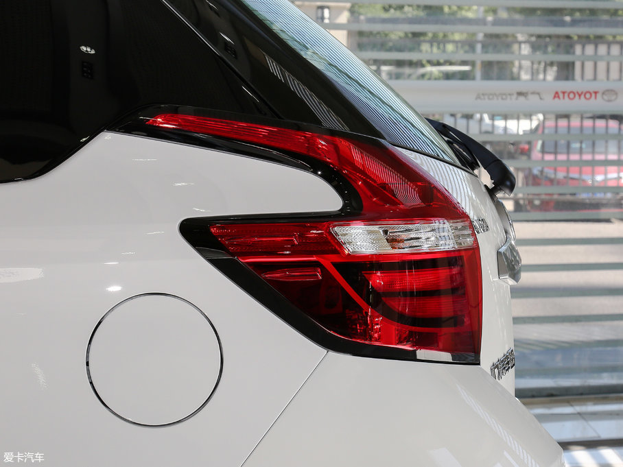 2017YARiS L  1.5G CVT촰