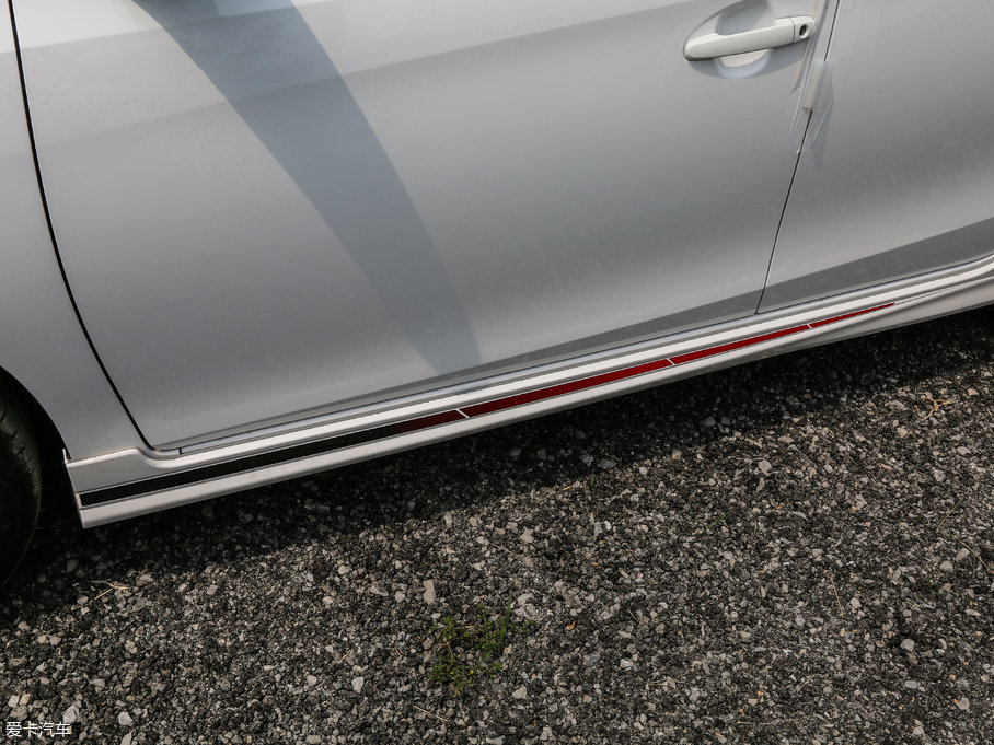 2017YARiS L  1.5G CVT촰