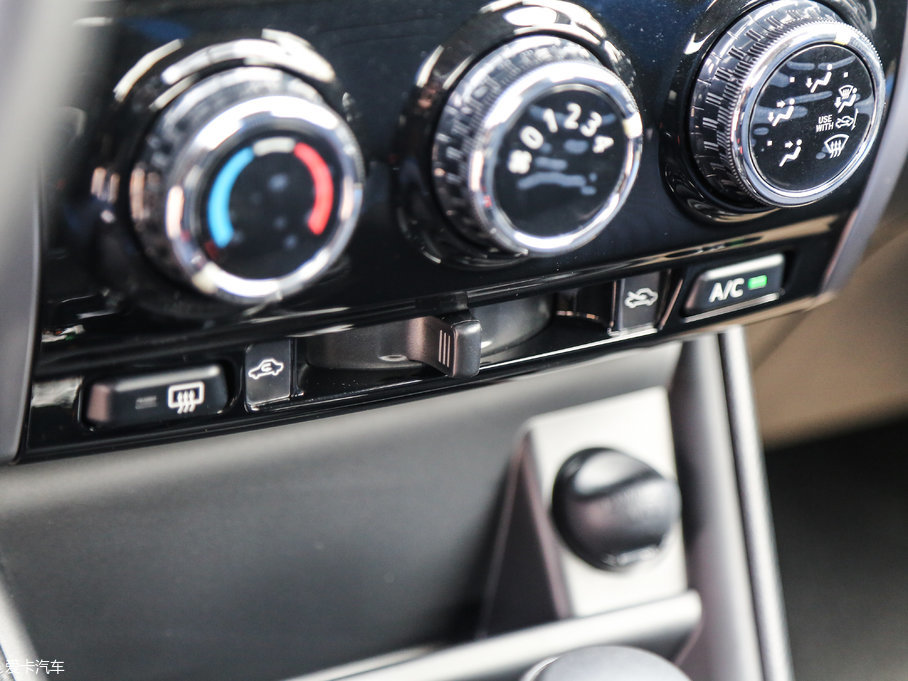 2017YARiS L  1.5G CVT촰