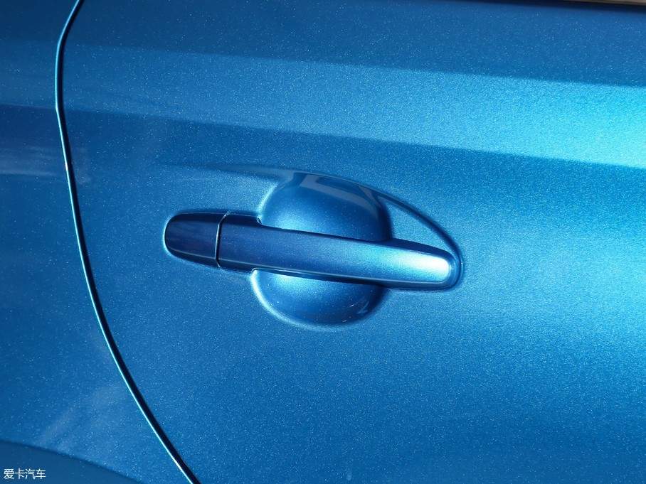 2017YARiS L  1.5E CVT