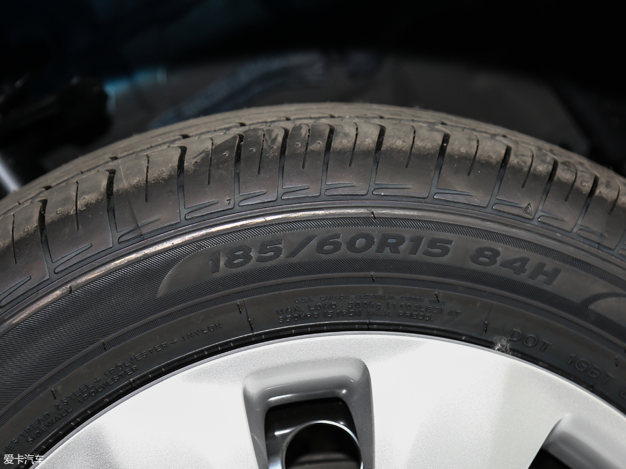 2017YARiS L  1.5E CVT