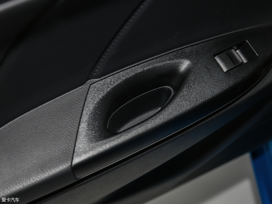 2017YARiS L  1.5E CVT