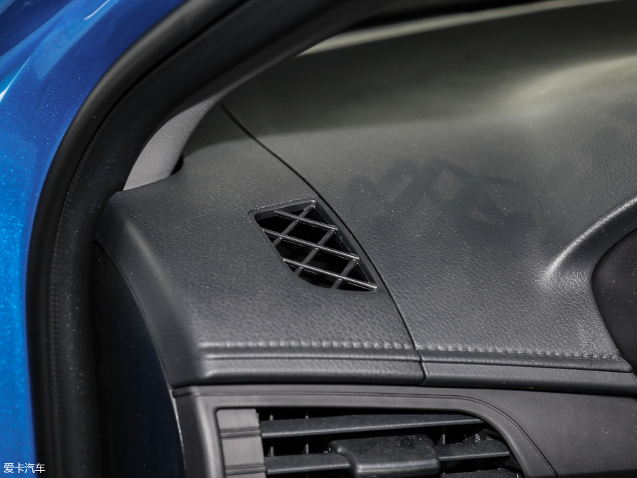 2017YARiS L  1.5E CVT