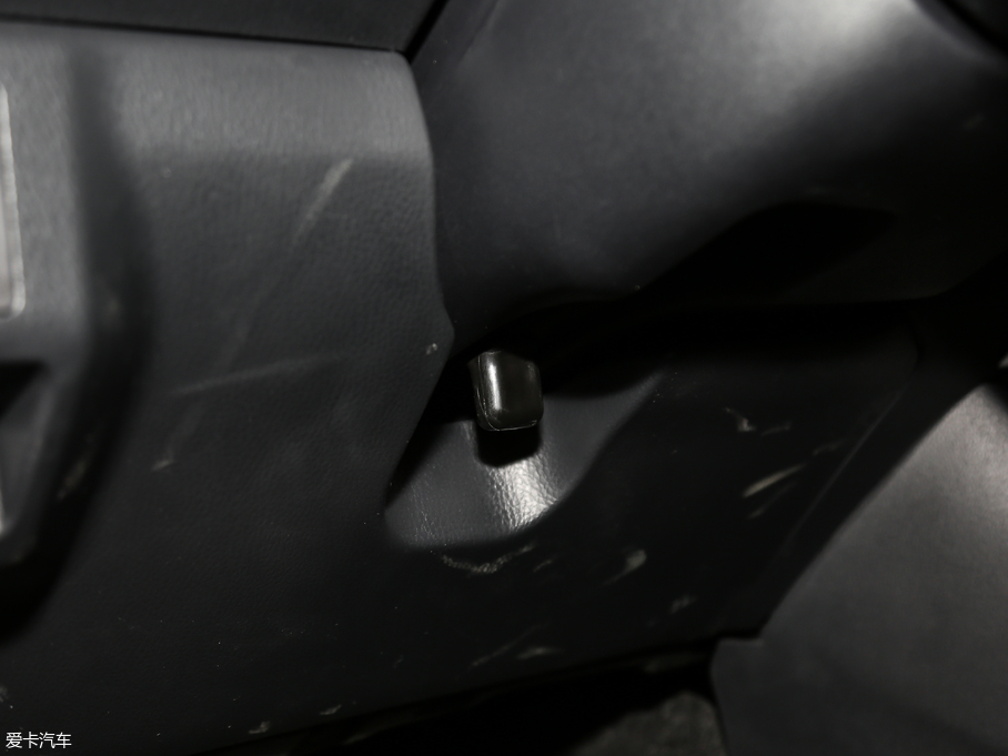 2017YARiS L  1.5E CVT