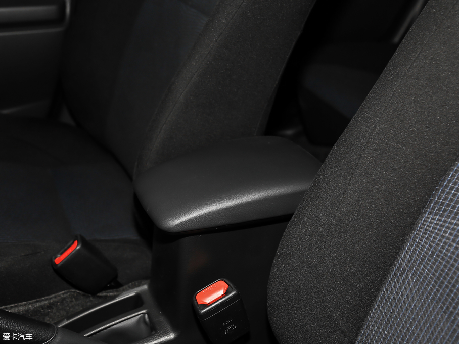 2017YARiS L  1.5E CVT