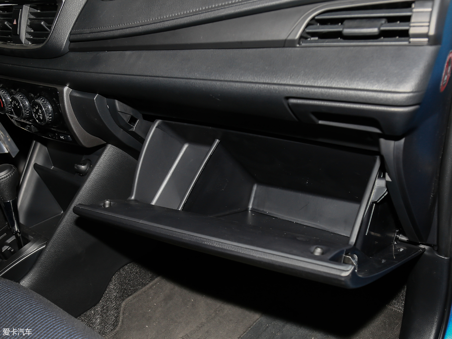 2017YARiS L  1.5E CVT