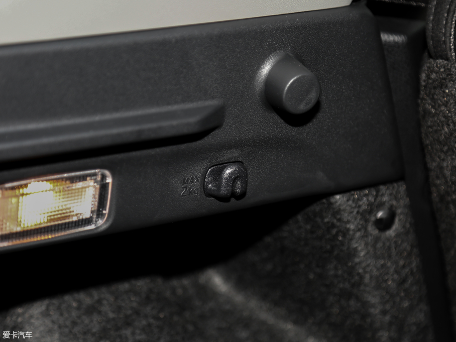 2017YARiS L  1.5E CVT