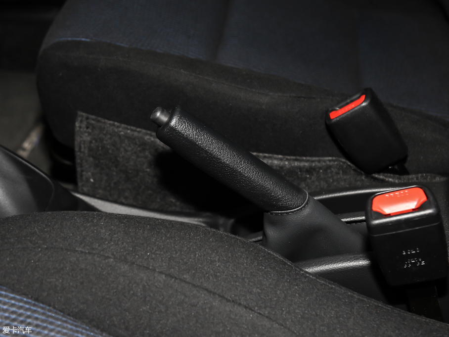 2017YARiS L  1.5E CVT(j)