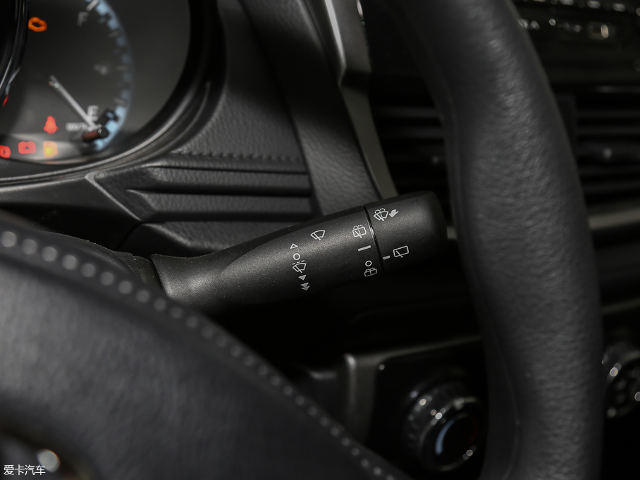 2017YARiS L  1.5E CVT