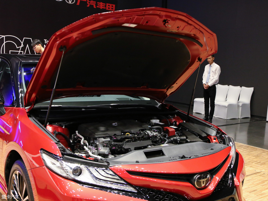 2018��P���� 2.5S �h�а�