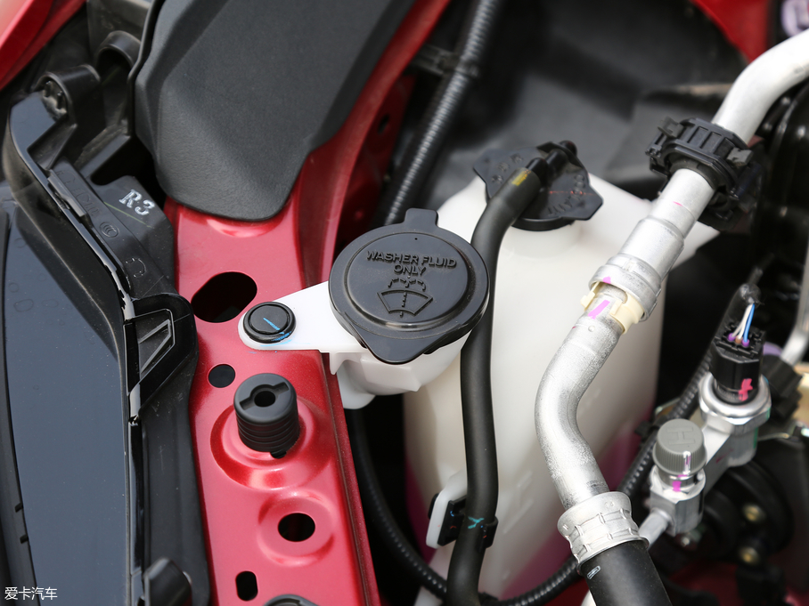 2018��P���� 2.5S �h�а�