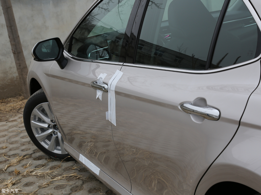 2018��P���� 2.0G ���A��