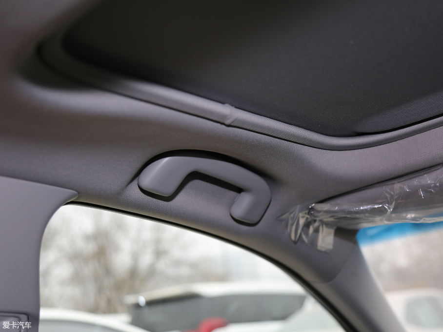 2018��P���� 2.0G ���A��