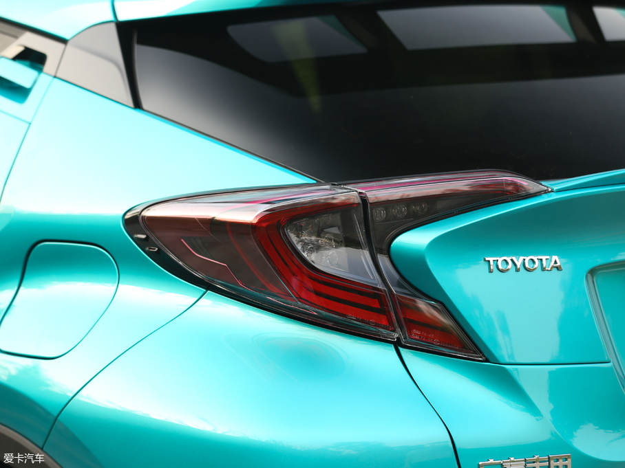 2018SC-HR 2.0L CVTŞ V