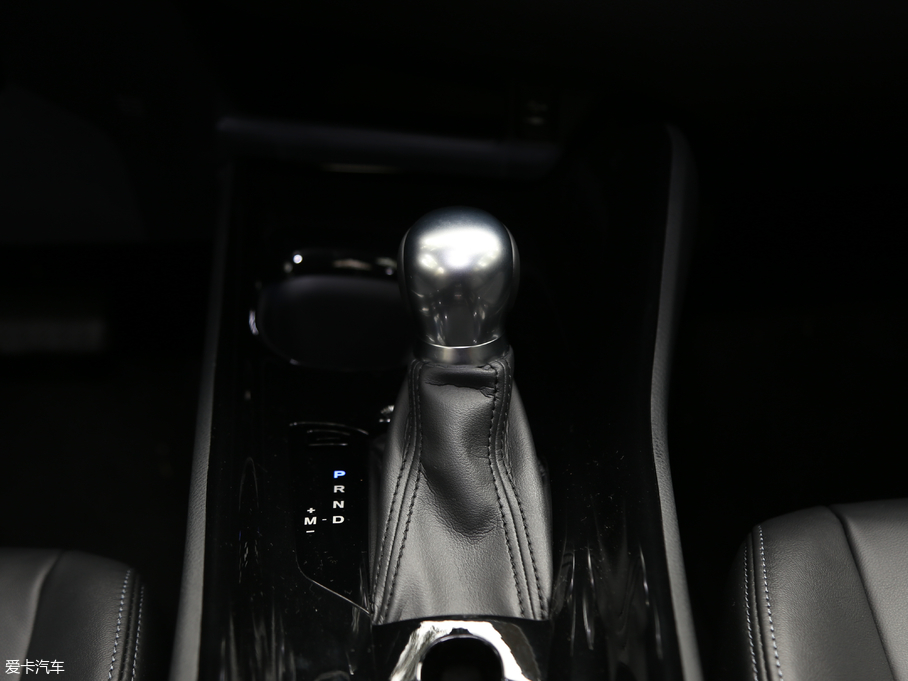 2018SC-HR 2.0L CVTŞ V