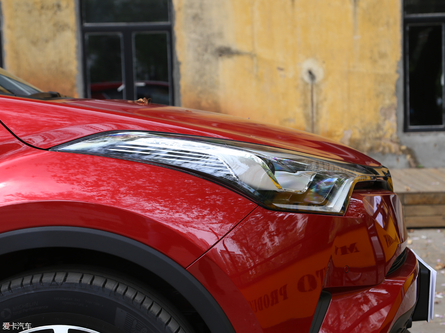 2018SC-HR 2.0L CVTŞ V