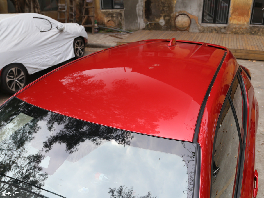 2018SC-HR 2.0L CVTŞ V