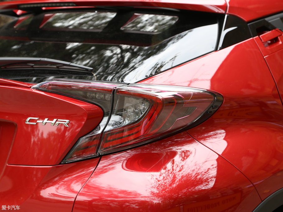 2018SC-HR 2.0L CVTŞ V