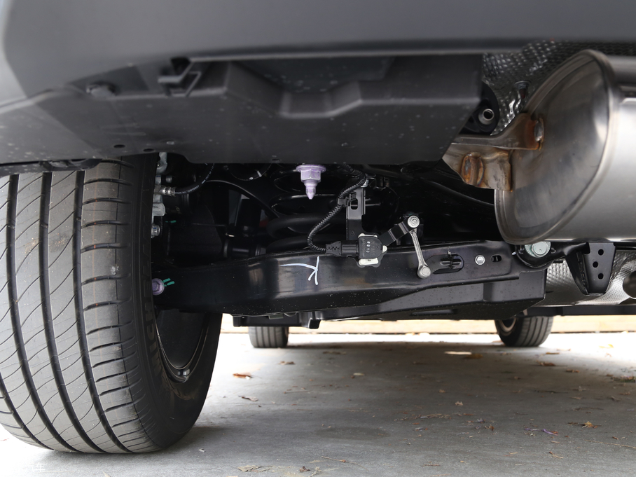 2018SC-HR 2.0L CVTŞ V