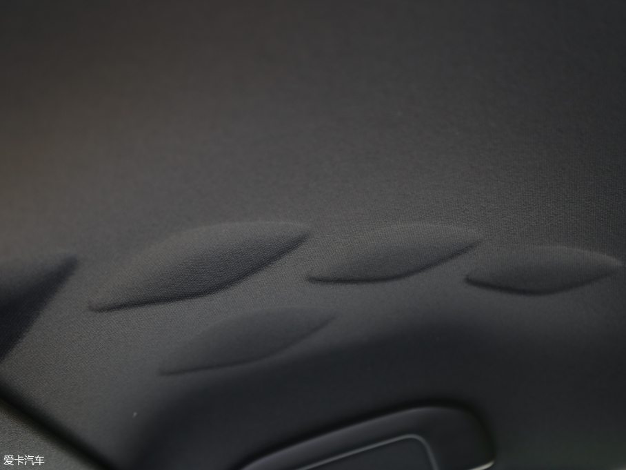 2018SC-HR 2.0L CVTŞ (gu)V