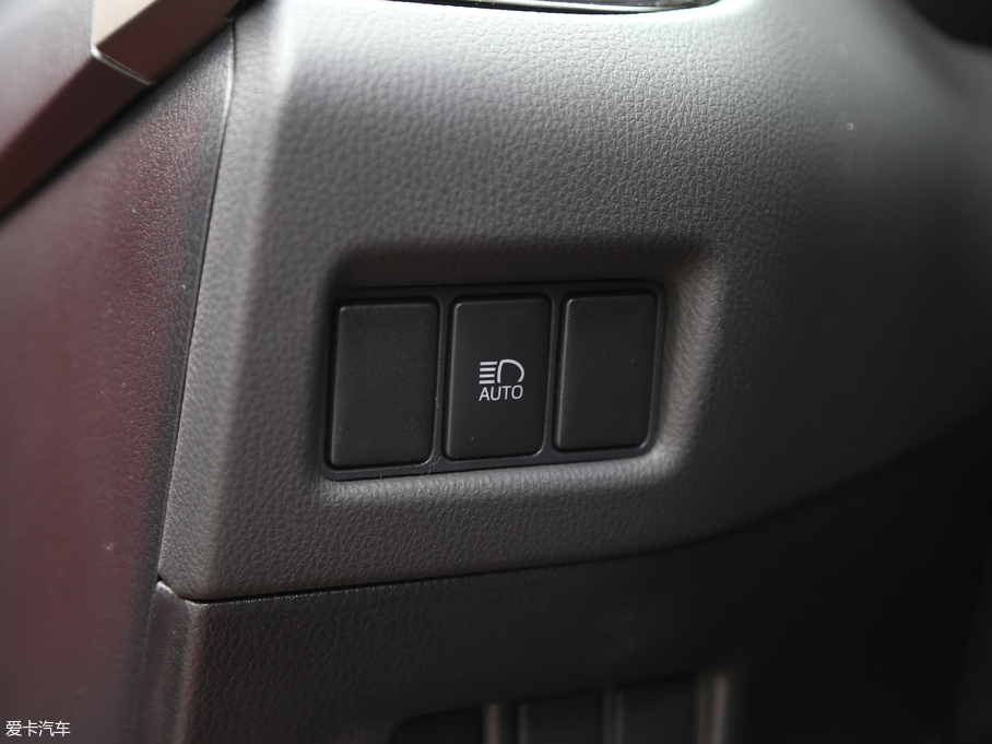 2018SC-HR 2.0L CVTŞ V