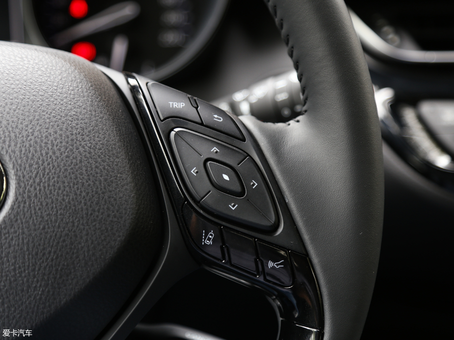 2018SC-HR 2.0L CVTŞ V