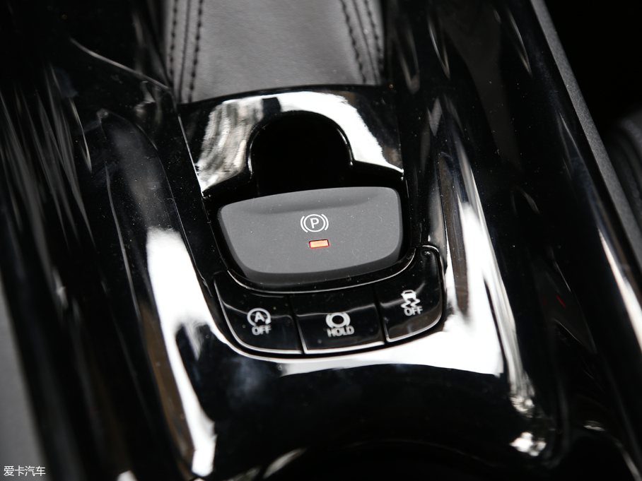 2018SC-HR 2.0L CVTŞ V