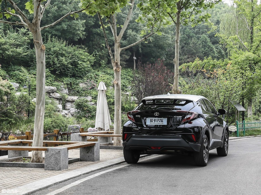 2018SC-HR 2.0L CVTŞ V