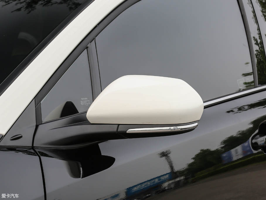 2018SC-HR 2.0L CVTŞ V