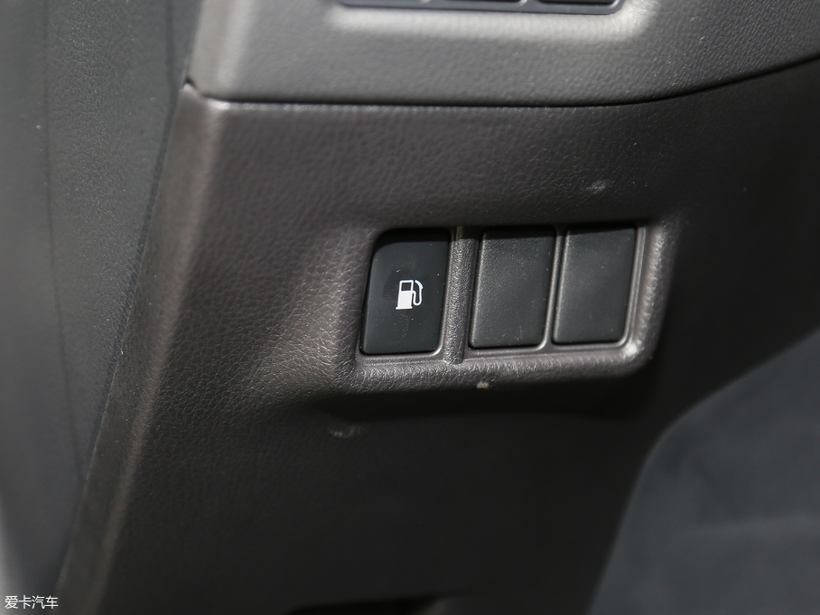 2018SC-HR 2.0L CVTŞ V