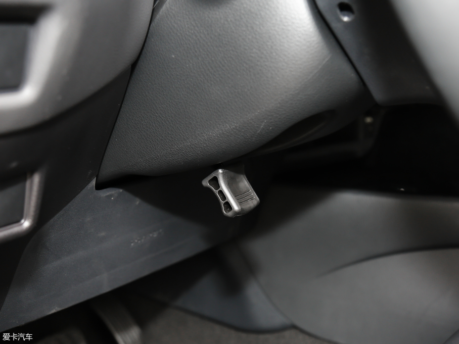 2018SC-HR 2.0L CVTŞ V