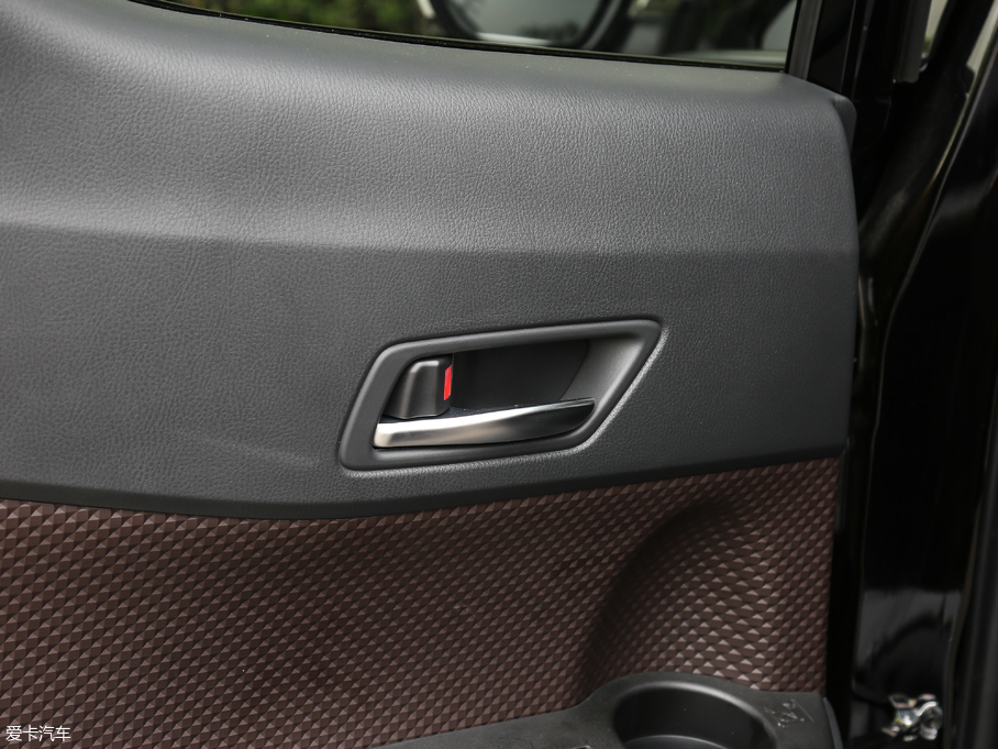 2018SC-HR 2.0L CVTŞ V