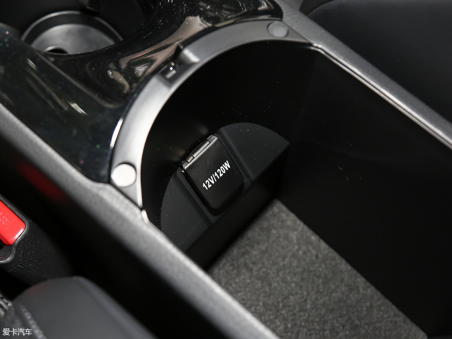 2018SC-HR 2.0L CVTŞ V