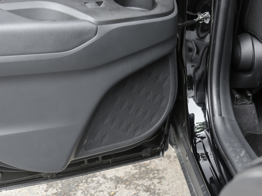 2018SC-HR 2.0L CVTŞ V