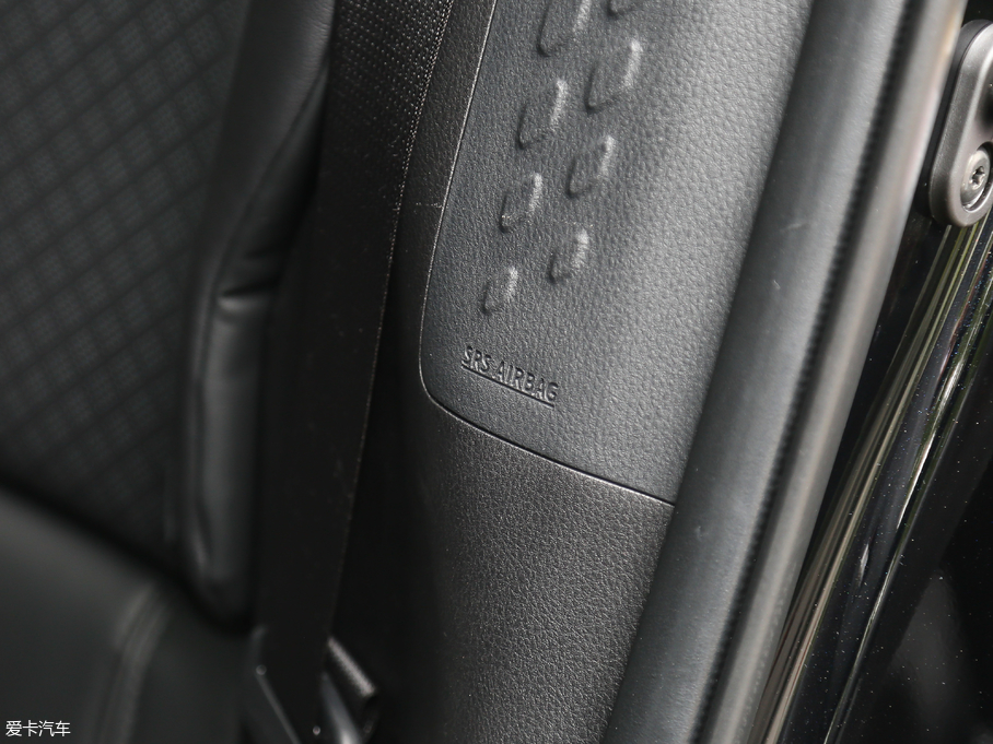 2018SC-HR 2.0L CVTŞ V