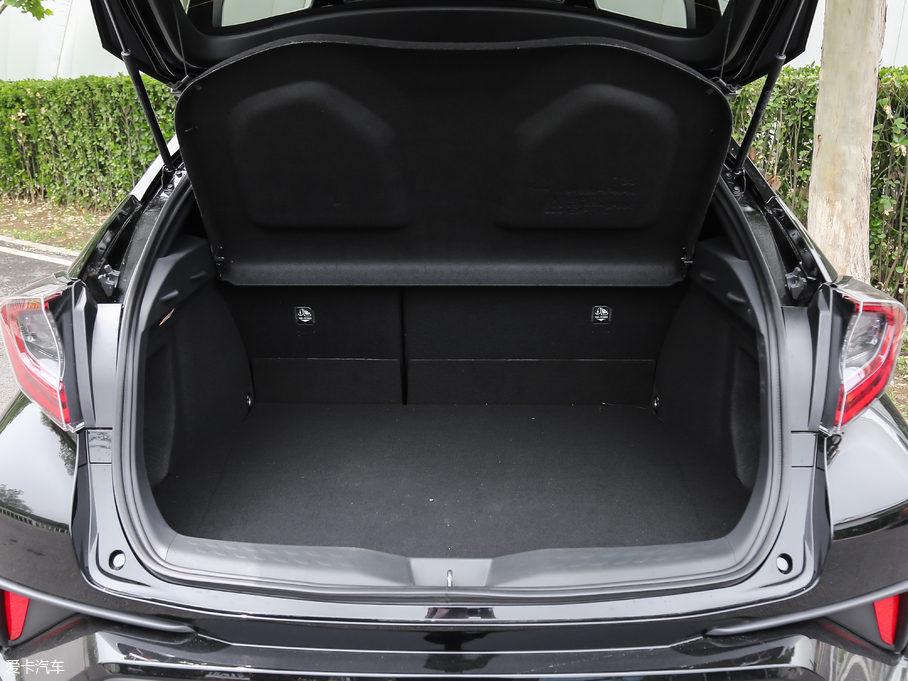 2018SC-HR 2.0L CVTŞ V